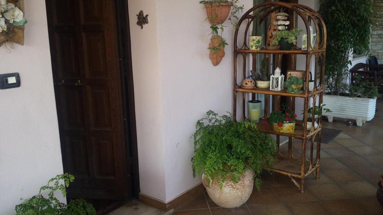 B&B Villa Noemi Formia Luaran gambar