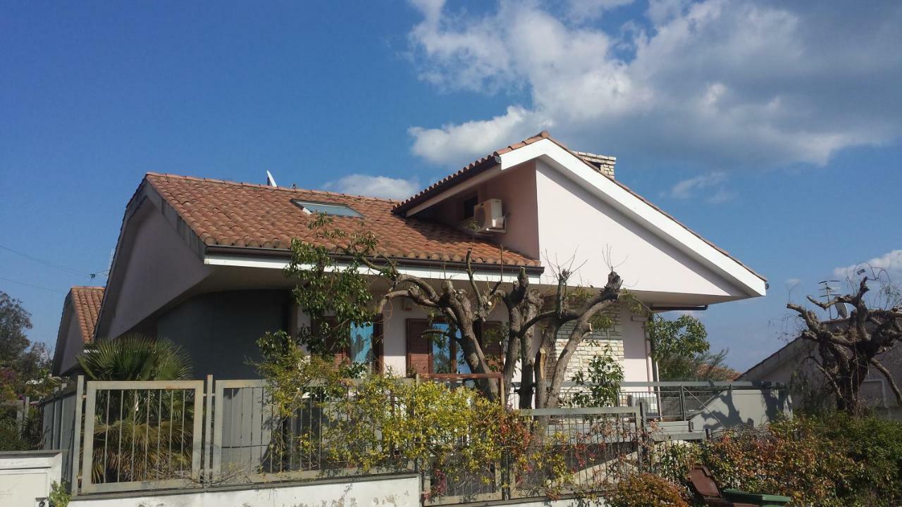 B&B Villa Noemi Formia Luaran gambar
